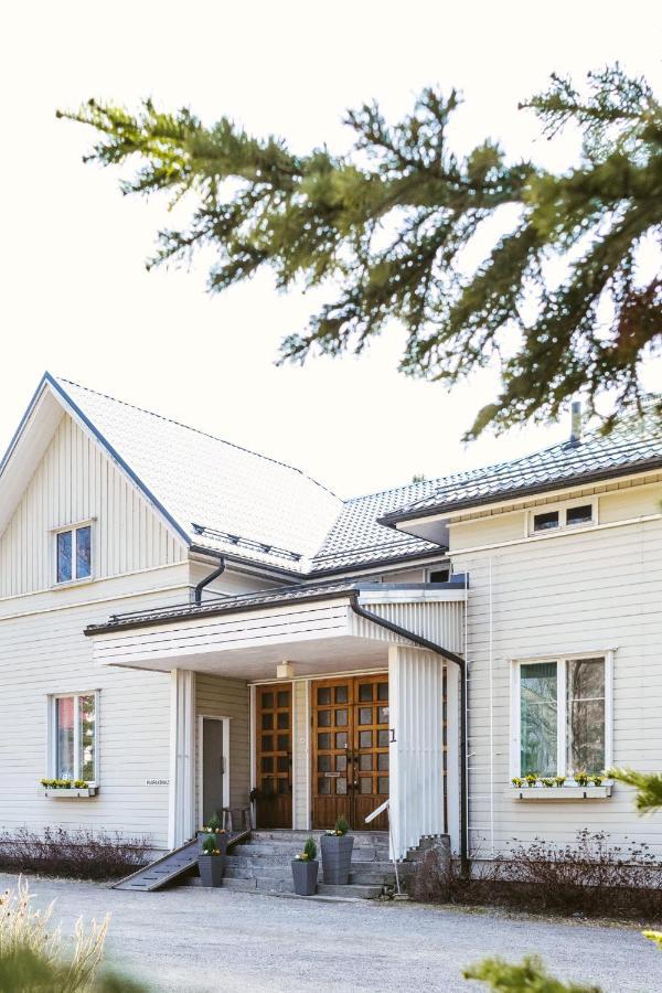 Saarijaerven Ruustinna Oy Saarijärvi Buitenkant foto